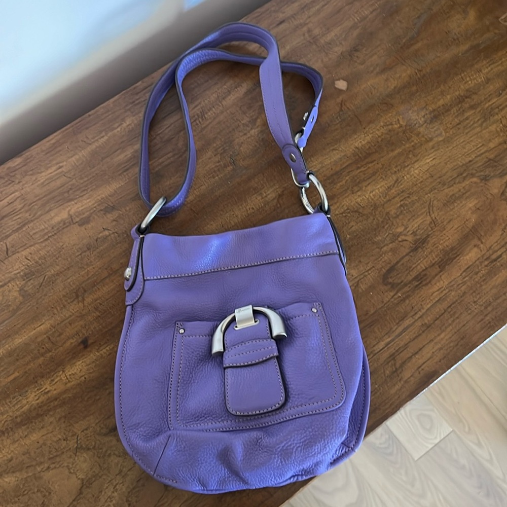 B Makowsky Purple Leather Purse
